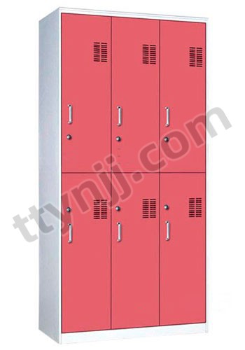 点击查看商品:六门更衣柜
